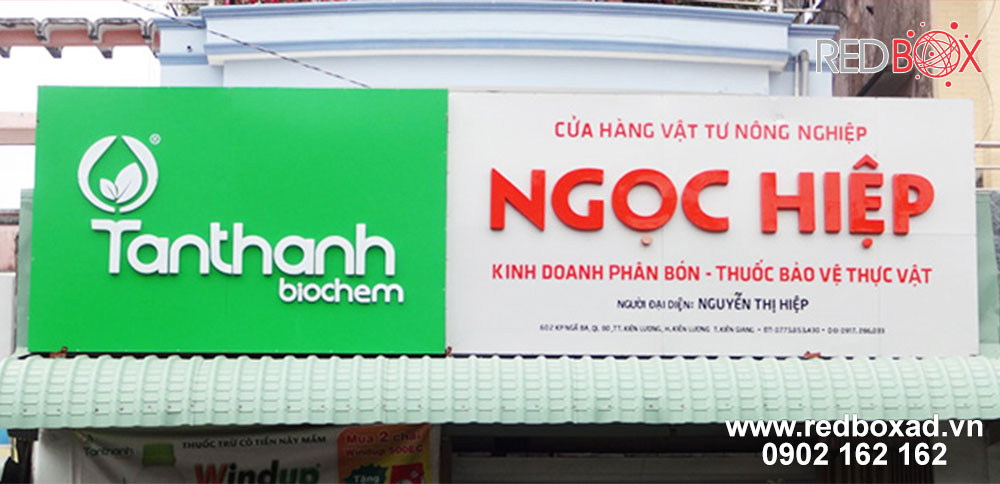thi công bảng hiệu khách hàng